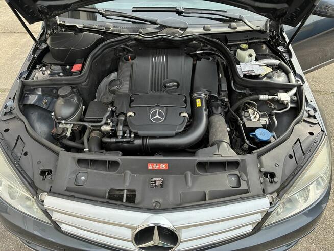 MERCEDES C200 GDi Benzyna