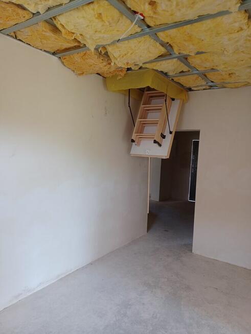 REMONTY MIESZKAŃ DOMÓW