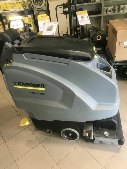 Sprzedam maszynę ssąco-szorującą