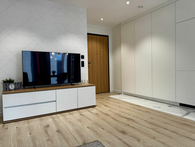 Apartament przy rondzie Daszyńskiego - Skyliner (Wola)