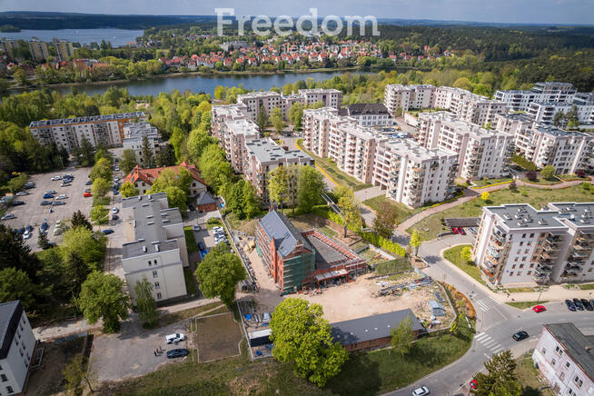 Zabytkowy obiekt nad Jeziorem Długim – 7 sal