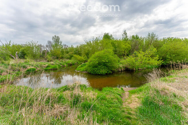 Unikalna działka przy rzece Jeziorka