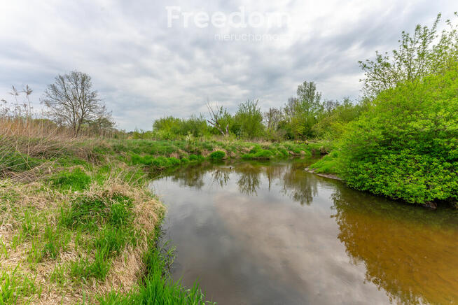 Unikalna działka przy rzece Jeziorka