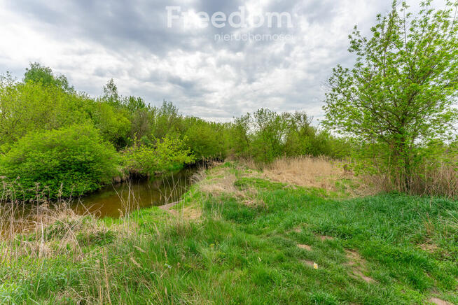 Unikalna działka przy rzece Jeziorka
