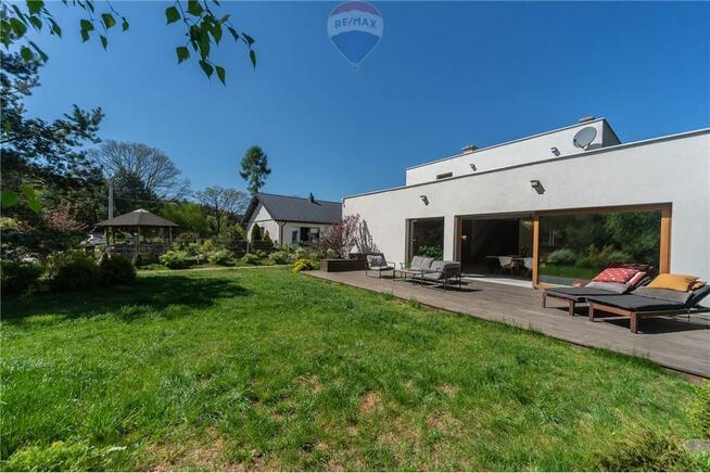 Nowoczesny dom blisko lasu w Tarnowskich Górach