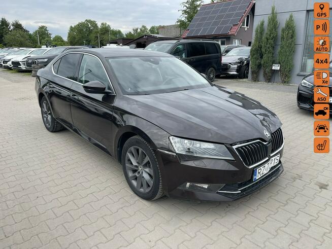 Škoda Superb 4x4 Kamera Podgrzewanie Klimatronik Canton