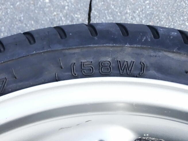 Koło triumph 17 x MT3.50 felga aluminiowa + opona