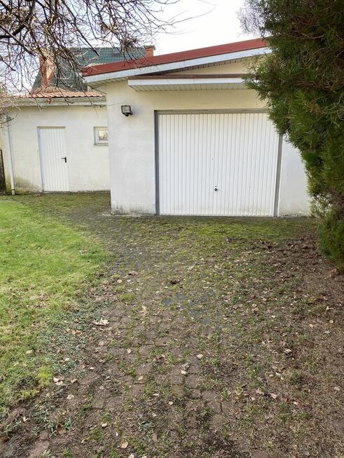 Dom jednorodzinny w Centrum – przestrzeń, zieleń i komfort!