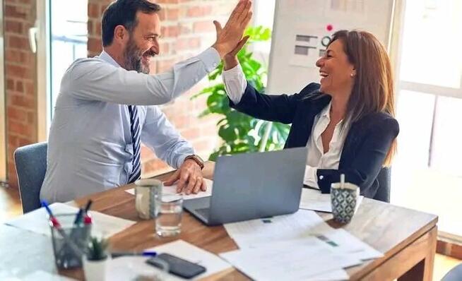 Bardzo niezawodna i szybka oferta dająca 100% pewności