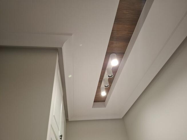 Fachowe wykończenia wnętrz Białystok, montaż sztukaterii