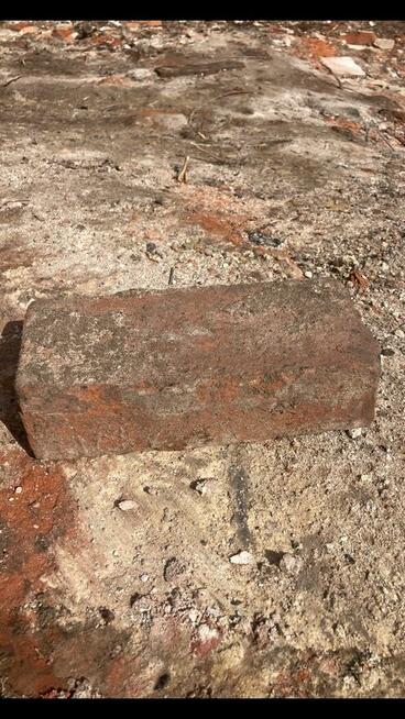 Cegła rozbiórkowa 24 cm x 12 cm x 6 cm 0,99 pln sztuka.