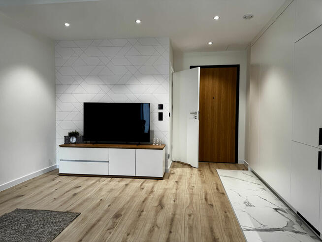 Apartament przy rondzie Daszyńskiego - Skyliner (Wola)