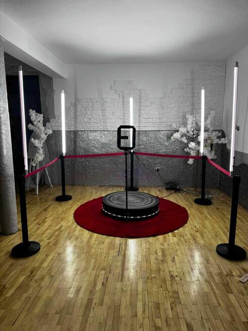 Najlepsza Fotobudka 360 na Twoją imprezę! Wolne terminy