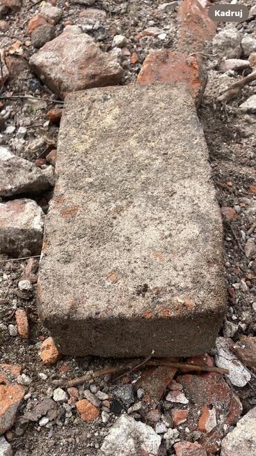 Cegła rozbiórkowa 24 cm x 12 cm x 6 cm 0,99 pln sztuka.