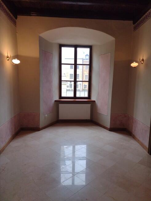 Wyjątkowe pomieszczenia w prestiżowej kamienicy