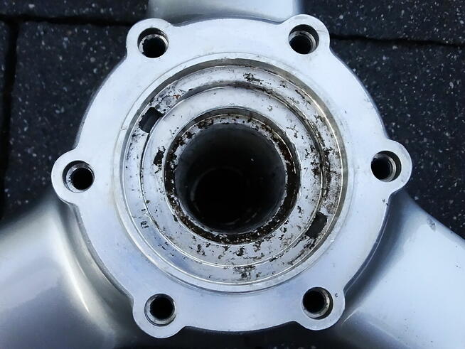 Koło triumph 17 x MT3.50 felga aluminiowa + opona