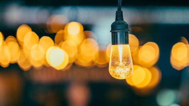Specjalista ds. sprzedaży energii elektrycznej i gazu