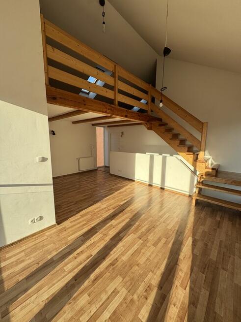 Sprzedam nowoczesny segment w Pruszkowie