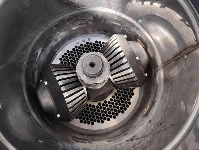 OKAZJA! WYPRZEDAŻ! Peleciarka SMP-250 o mocy 15 kW