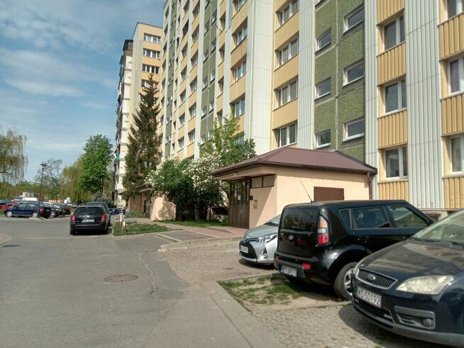 Sprzedam mieszkanie 3 pokojowe z loggią i ogródkiem
