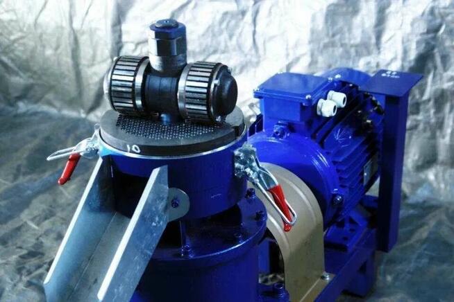 OKAZJA! WYPRZEDAŻ! Peleciarka SMP-200 o mocy 7,5 kW