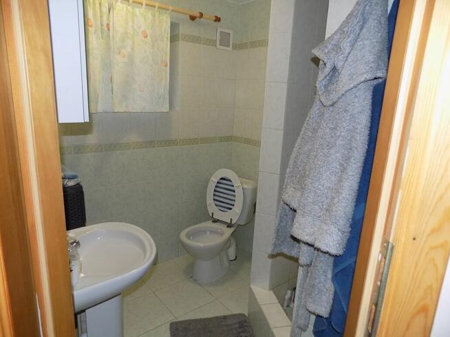 Syndyk sprzeda udział 1/2 w zabudowanej działce