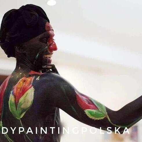 Bodypainting -projekt w Grecji na urlopie