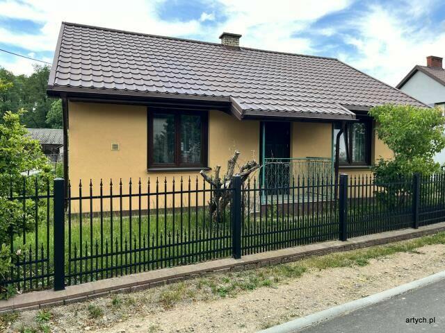 Dom Wiechetki Małe gm. Bielany