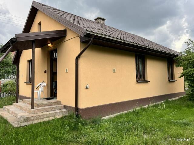 Dom Wiechetki Małe gm. Bielany