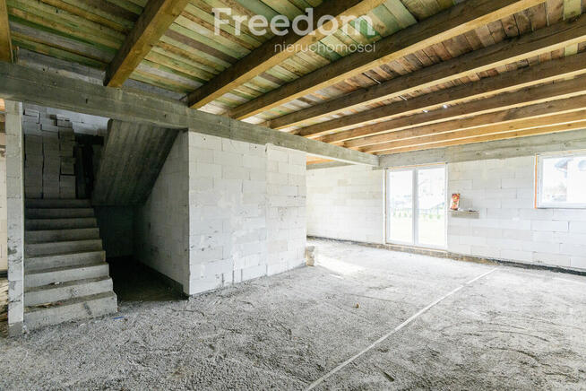 Dom w stanie surowym zamkniętym Mortęgi