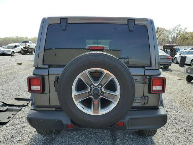 Wrangler Unlimited Sahara 4x4