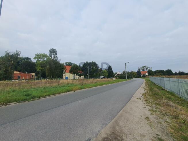 Działka budowlana Krzyżowice gm. Kobierzyce, Główna