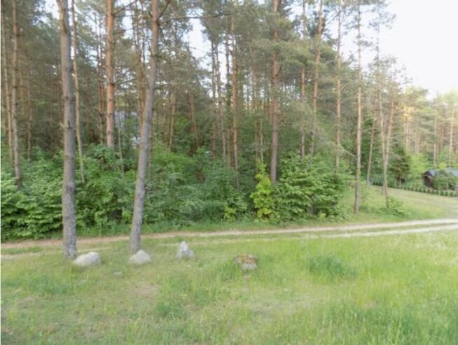 Syndyk sprzeda udział 1/2 w zabudowanej działce