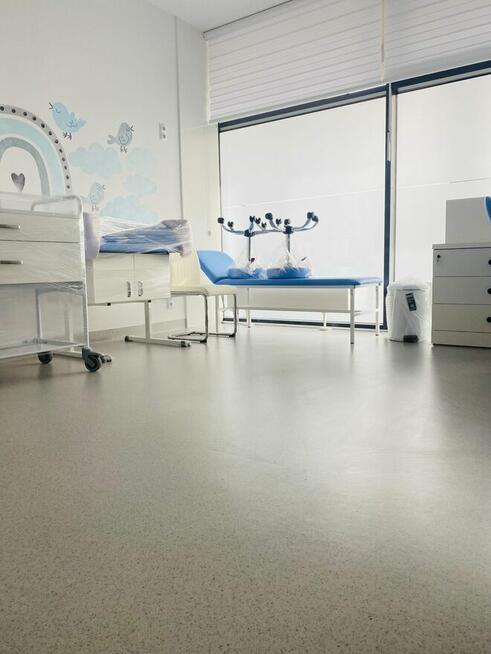 Specjalistyczne podłogi od A do Z – sprzedaż i profesjonalny