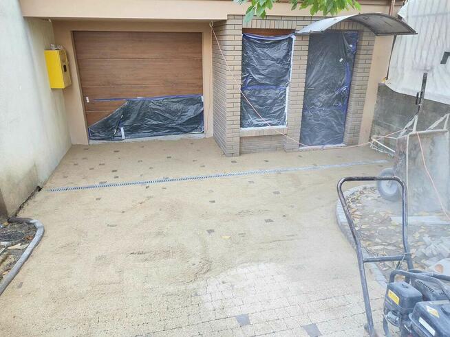 Układanie kostki brukowej