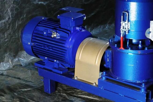 OKAZJA! WYPRZEDAŻ! Peleciarka SMP-200 o mocy 7,5 kW