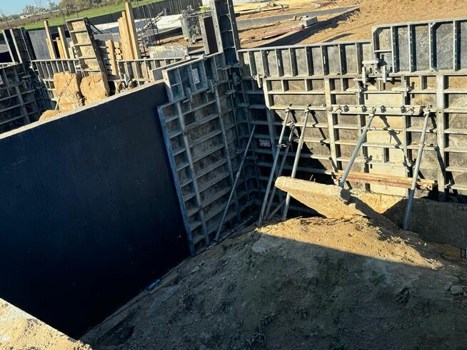 Wynajem szalunków stropowych ściennych rusztowań