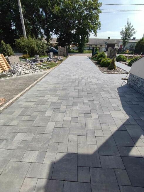 Układanie kostki brukowej