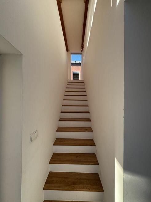 Sprzedam nowoczesny segment w Pruszkowie