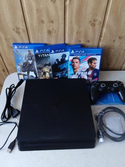 PlayStation 4