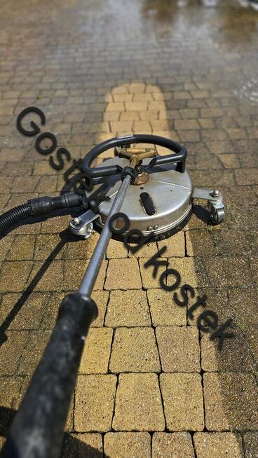 Czyszczenie kostki z odsysaniem błota, mycie dachów elewacji