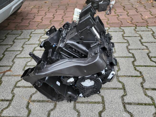 RENAULT AUSTRAL ESPACE VI 1.2 E-Tech NAGRZEWNICA 272V06LE0B