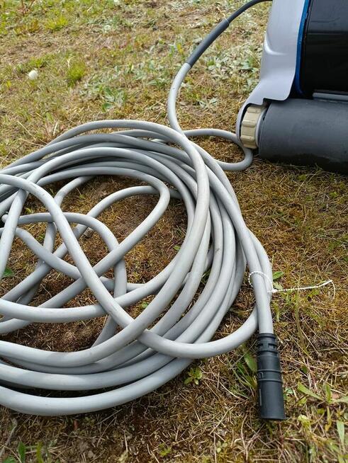 Odkurzacz basenowy Hayward Tiger Shark