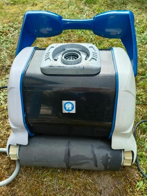 Odkurzacz basenowy Hayward Tiger Shark