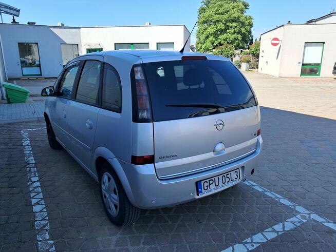 Syndyk sprzeda Opel Meriva 1.6