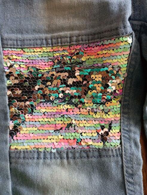 Jeansy stan idealny nowe rozmiar 122