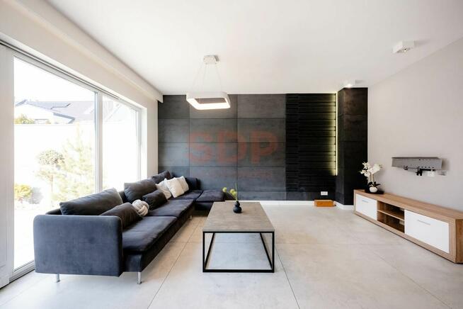 Dom Radomierzyce gm. Siechnice, Różana