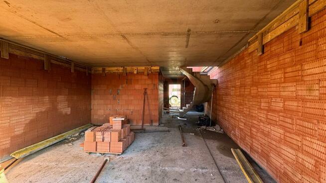 Dom Karwiany gm. Żórawina, Wiosenna