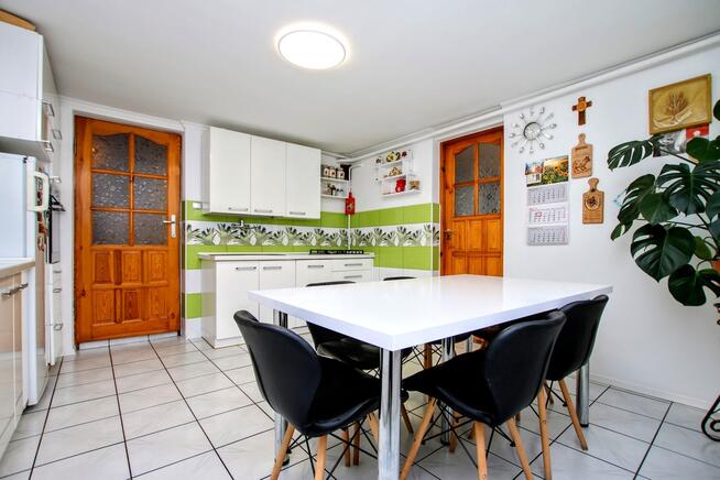 przestronny dom z potencjałem, duża działka