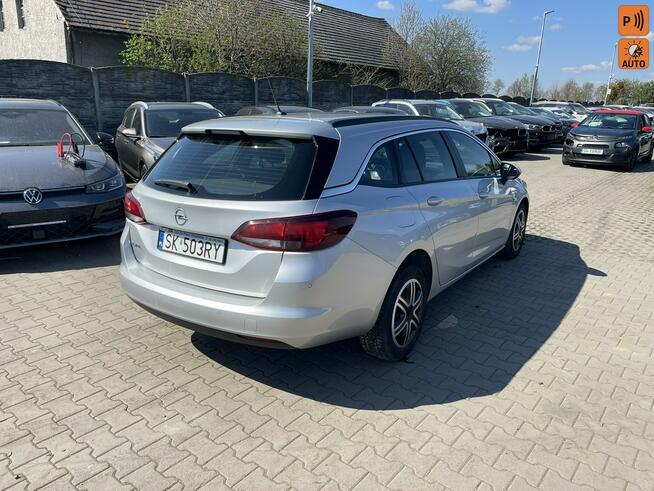Opel Astra Klimatronik: 2 strefy Parktronik 150KM